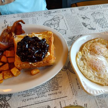 Casey Jones' Restaurant - Breakfast & Brunch Near Me - Ronks, Pennsylvania