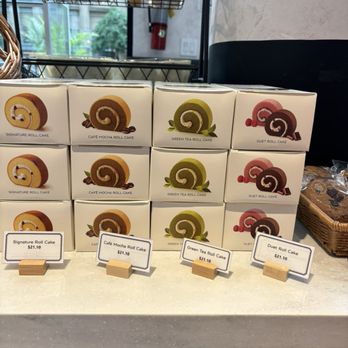 Paris Baguette - Bakeries Near Me - West New York, New Jersey