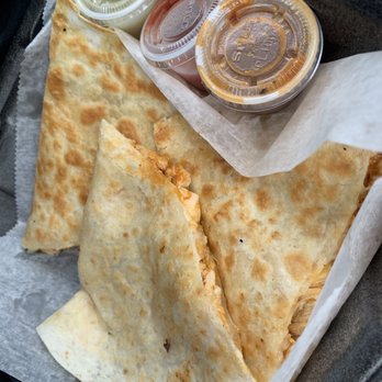 Mi Vallarta - Spicy chipotle chicken quesadilla grande - Mexican Near Me - Gaylord, Michigan Mi Vallarta - Spicy chipotle chicken quesadilla grande - Mexican Near Me - Gaylord, Michigan