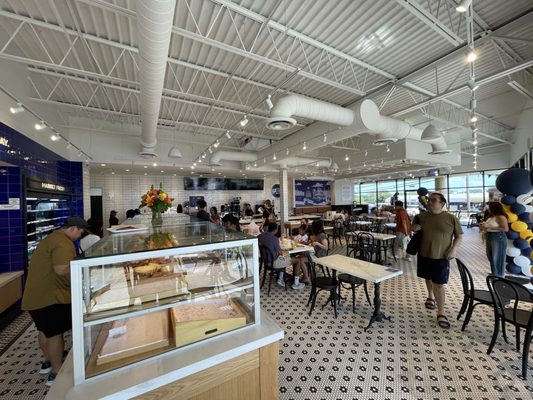 Paris Baguette by null