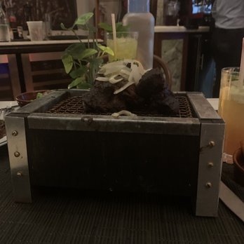 Marabu Restaurant - Caja china masas de puerco - Cuban Near Me - Miami, Florida