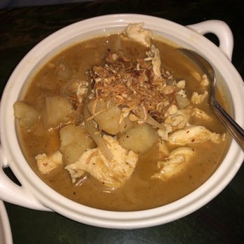 Lime Leaf - Mussamun Curry with Chicken - Thai Near Me - Charlottesville, Virginia