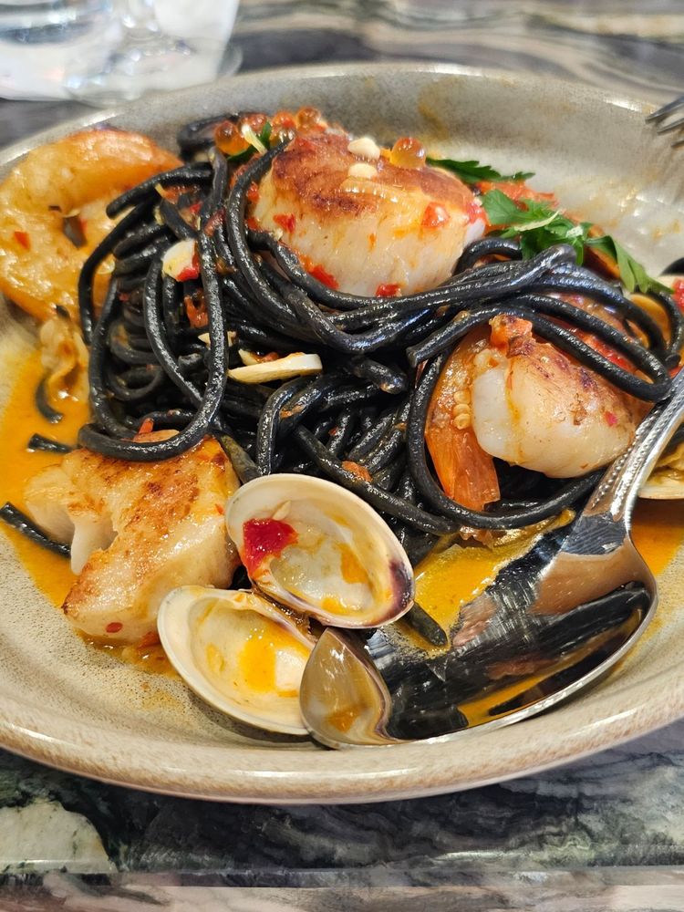 KATIE’S PIZZA & PASTA AT BALLPARK VILLAGE 154 Photos & 66 Reviews