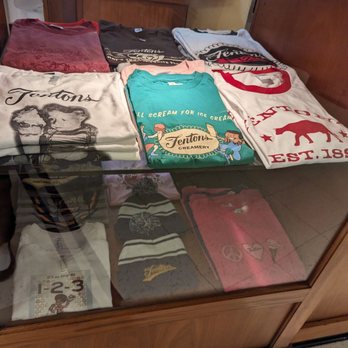Fenton's Creamery - More merchandise to choose from - Ice Cream & Frozen Yogurt Near Me - Vacaville, California Fenton's Creamery - More merchandise to choose from - Ice Cream & Frozen Yogurt Near Me - Vacaville, California