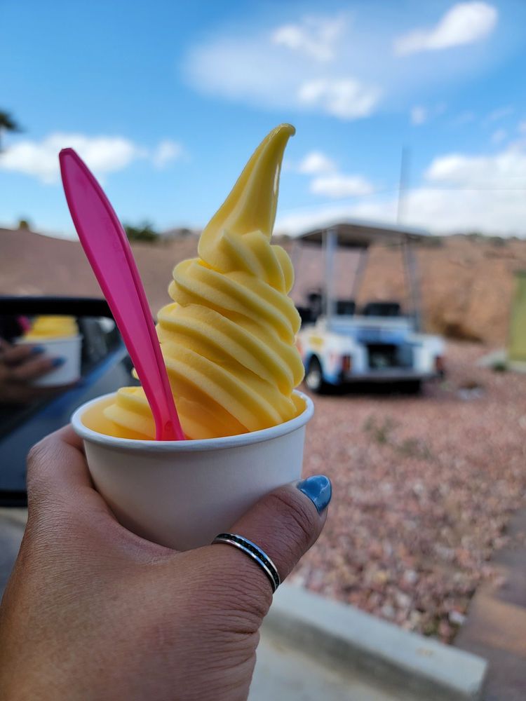 Chilly Jilly’z Bakery & Cafe - Photo 3