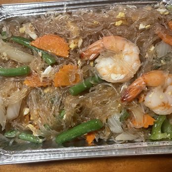 Manee Thai Restaurant - Bangkok cellophane noodles with shrimp *** - Thai Near Me - Gray, Maine Manee Thai Restaurant - Bangkok cellophane noodles with shrimp *** - Thai Near Me - Gray, Maine