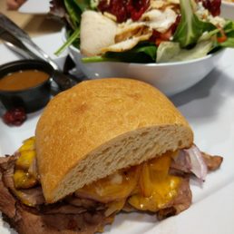 Horseradish Roast Beef & Cheddar