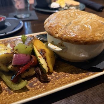 Reunion Kitchen + Drink - Chicken Pot Pie - New American Near Me - Anaheim, California Reunion Kitchen + Drink - Chicken Pot Pie - New American Near Me - Anaheim, California