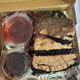 Gluten free chocolate cake to go was absolutely incredible