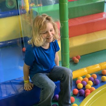 Luv 2 Play - Ball room - Cafes Near Me - Dublin, California