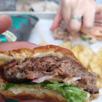 Beeryland - 5150 burger - Sandwiches Near Me - Oakland, California
