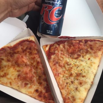 Pizza Castle - True CHICAGO way - Pizza Near Me - Hickory Hills, Illinois Pizza Castle - True CHICAGO way - Pizza Near Me - Hickory Hills, Illinois