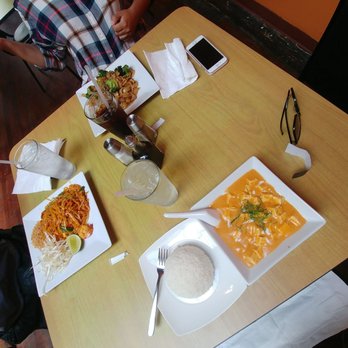 Imperial Thai - Tofu panang, shrimp pad thai, beef pad see ew (I think) - Thai Near Me - Billings, Montana Imperial Thai - Tofu panang, shrimp pad thai, beef pad see ew (I think) - Thai Near Me - Billings, Montana