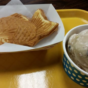 Rolled Ice Cream - Strawberry and cream cheese taiyaki and espresso whole milk ice cream with pecans and chocolate chips! - Ice Cream & Frozen Yogurt Near Me - Orlando, Florida Rolled Ice Cream - Strawberry and cream cheese taiyaki and espresso whole milk ice cream with pecans and chocolate chips! - Ice Cream & Frozen Yogurt Near Me - Orlando, Florida