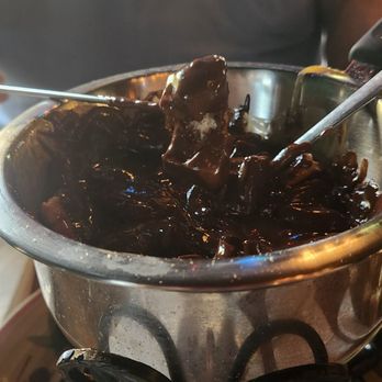 Kilted Mermaid - Carmel pretzel chocolate fondue - Bars Near Me - Vero Beach, Florida Kilted Mermaid - Carmel pretzel chocolate fondue - Bars Near Me - Vero Beach, Florida
