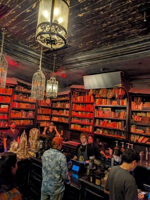 Gideon's Bakehouse by null