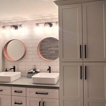Pinnacle Construction Solutions - a bathroom with two sinks - General Contractors Near Me Pinnacle Construction Solutions - a bathroom with two sinks - General Contractors Near Me