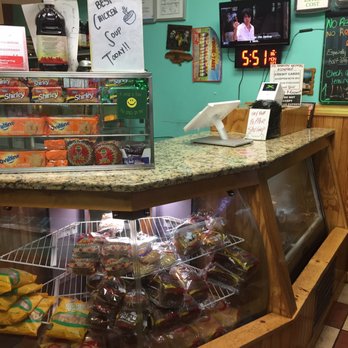 14 Parish Caribbean Kitchen - Counter - Caribbean Near Me - Hackensack, New Jersey
