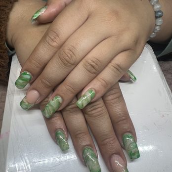 Holly Nails & Spa - Full Acrylic Set - Nail Salons Near Me - Riverside, California