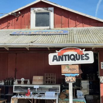 Gizdich Ranch - Antique Shop - Bakeries Near Me - Watsonville, California