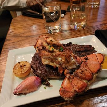 Cuts Steakhouse - Steakhouses Near Me - Atlanta, Georgia Cuts Steakhouse - Steakhouses Near Me - Atlanta, Georgia