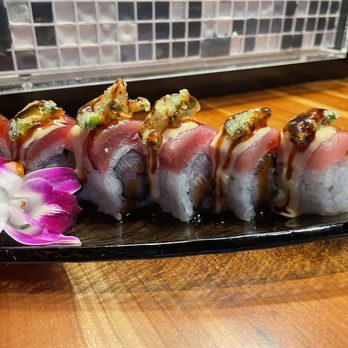 The Evie - Crispy jalapeño and hamachi roll Crispy Jalapeno Roll - American Near Me - Chicago, Illinois