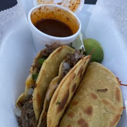 Tacos Birria de carne Tacos Birria de carne