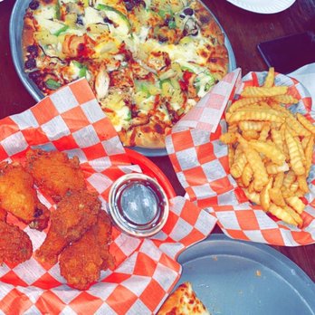 D'boni's Pizza - Veggie pizza cheese pizza and wings and fries - Pizza Near Me - Escalon, California