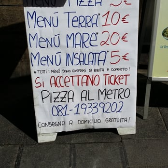 Le 3 Sorelle - I'm not a retard and can clearly see that they didn't indicate that this deal is only on certain  days. Note my pizza on top. - Italian Near Me - Naples, NA