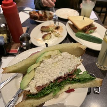Zaftigs Delicatessen - Delis Near Me - Natick, Massachusetts