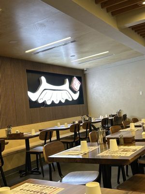 Sun Nong Dan Sawtelle 선농단 by null