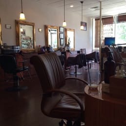 Salon/nails Salon/nails