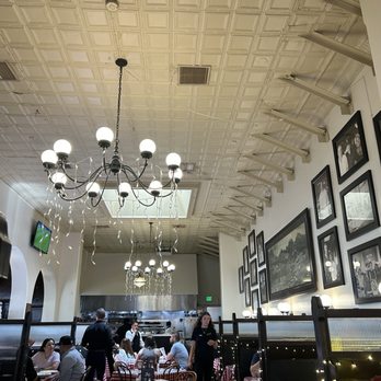 Joe's Cafe - American Near Me - Santa Barbara, California
