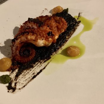 Cielito Lindo - Charred octopus - Mexican Near Me - Cancún, ROO