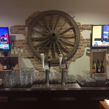 The Granary - CNN on the left Tv and Fox News on the right tv (of course) - Coffee & Tea Near Me - Bradenton, Florida The Granary - CNN on the left Tv and Fox News on the right tv (of course) - Coffee & Tea Near Me - Bradenton, Florida