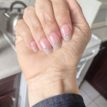 Deluxe Nail Bar - Nail Salons Near Me - Las Vegas, Nevada