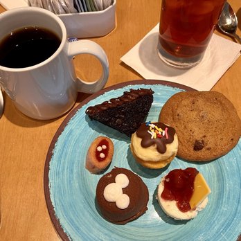 Cape May Cafe - Dessert sampler plate. - Seafood Near Me - Lake Buena Vista, Florida Cape May Cafe - Dessert sampler plate. - Seafood Near Me - Lake Buena Vista, Florida