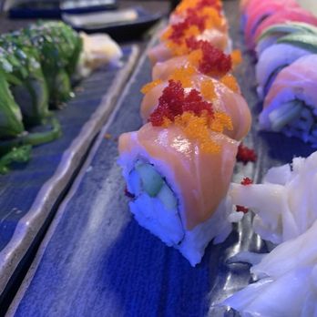 Oishii Mika Sushi - Oishii Mika Roll - Sushi Bars Near Me - Portland, Oregon