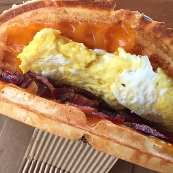 Bruxie - Bacon, Egg, & Cheddar (scrambled) - Breakfast & Brunch Near Me - Brea, California