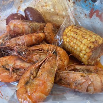 Angry Crab Shack - 1lb head on shrimp - Seafood Near Me - Atascocita, Texas