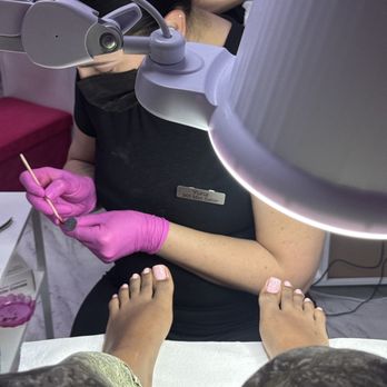 365 Mini Salon - Nail Salons Near Me - Houston, Texas