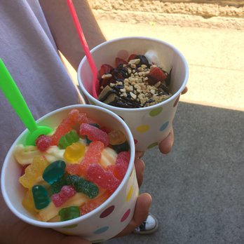 Cookies & Yogurt - Lemon and vanilla with our toppings! Very good - Desserts Near Me - Redding, California Cookies & Yogurt - Lemon and vanilla with our toppings! Very good - Desserts Near Me - Redding, California