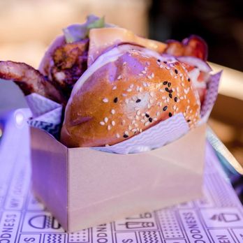 YOMG - YOMG Melbourne's Best Burgers, Shakes and Frozen Yogurt - Ice Cream & Frozen Yogurt Near Me - Mordialloc, VIC YOMG - YOMG Melbourne's Best Burgers, Shakes and Frozen Yogurt - Ice Cream & Frozen Yogurt Near Me - Mordialloc, VIC