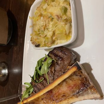 Gibbet Hill Grill - Ohhhhh those leaks, that steak and that bone marrow! - New American Near Me - Groton, Massachusetts Gibbet Hill Grill - Ohhhhh those leaks, that steak and that bone marrow! - New American Near Me - Groton, Massachusetts