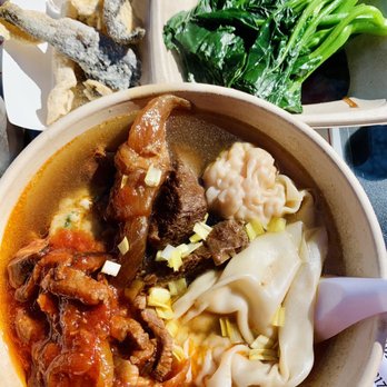 Maxi’s Noodle - Combo A - Cantonese Near Me - Flushing, New York Maxi’s Noodle - Combo A - Cantonese Near Me - Flushing, New York