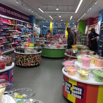 IT'SUGAR - Inside Store - Candy Stores Near Me - Orlando, Florida IT'SUGAR - Inside Store - Candy Stores Near Me - Orlando, Florida