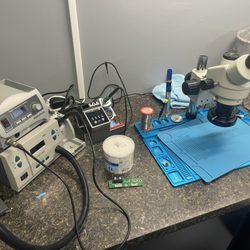 Skytek - Soldering and Micro-Soldering Station.