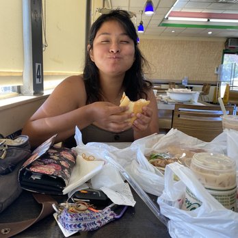Banh Mi Che Cali - Vietnamese Near Me - Alhambra, California