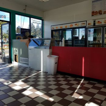 Lee's Donuts - counter - Donuts Near Me - San Lorenzo, California Lee's Donuts - counter - Donuts Near Me - San Lorenzo, California