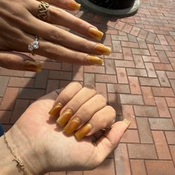 Crystal Nails - Square acrylic nails - cat eye
